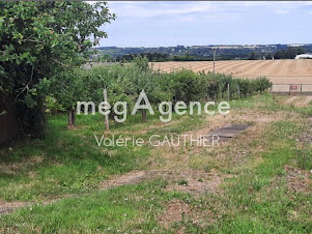 Vente Terrain constructible 840 m2 Naveil
