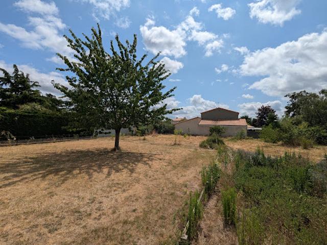Vente Terrain constructible 859 m2 Saint sebastien sur loire