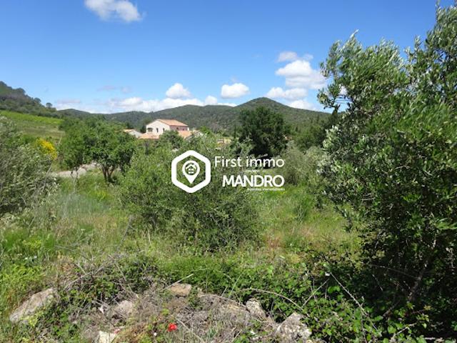 Vente Terrain constructible 910 m2 Tuchan