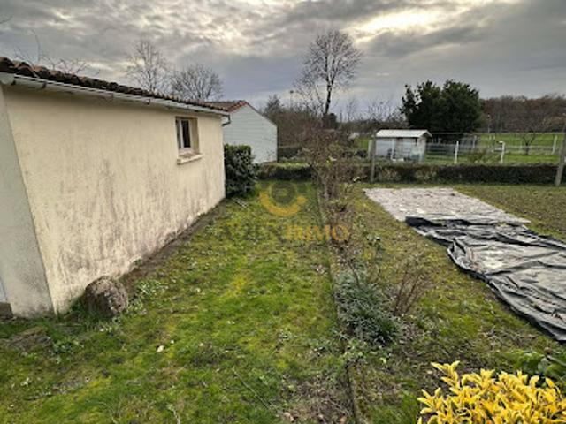 Vente Terrain constructible 0 m2 Bressuire