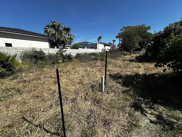 Vente Terrain 800 m2 Agde