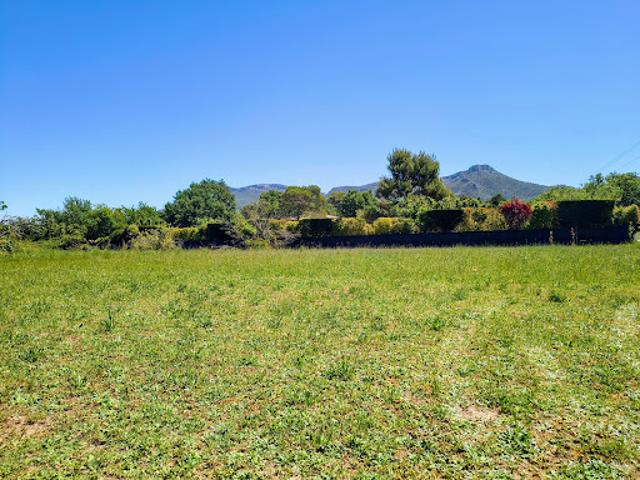 Vente Terrain 1902 m2 Trets