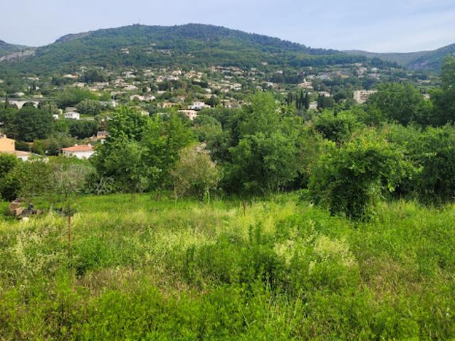 Vente Terrain 995 m2 Vence