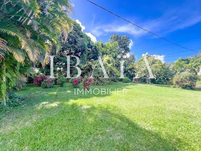 Vente Terrain 14466 m2 Petit bourg