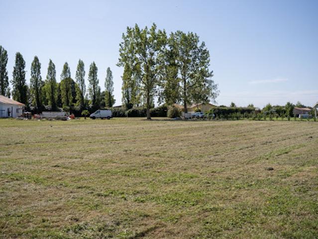 Vente Terrain 1500 m2 Latrille