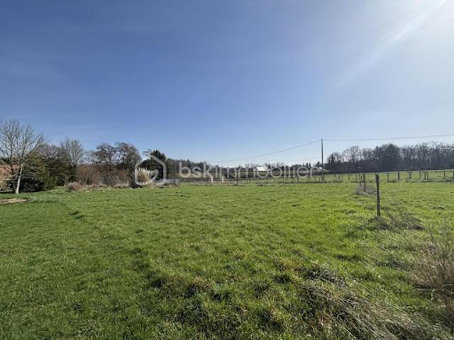 Vente Terrain 1547 m2 Saint Antoine du Rocher