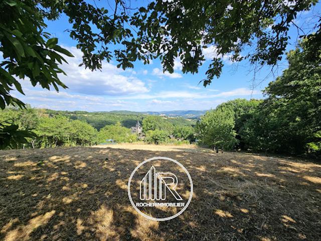 Vente Terrain 1590 m2 Saint Germain du Teil
