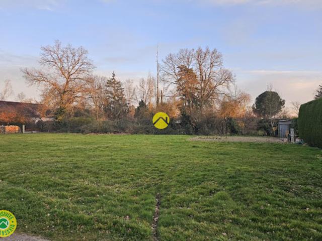 Vente Terrain 1596 m2 Cosne d'Allier