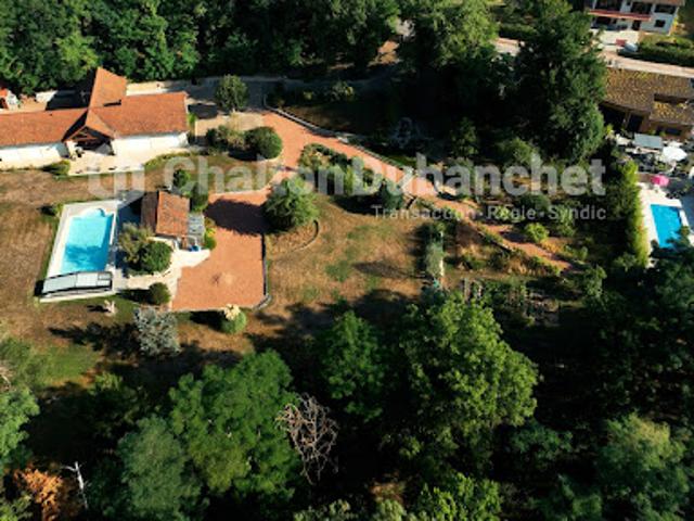 Vente Terrain 1616 m2 Riorges