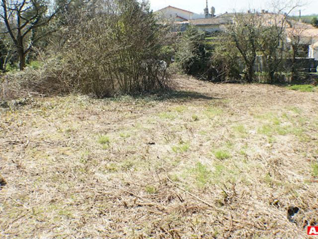 Vente Terrain 1621 m2 Antigny