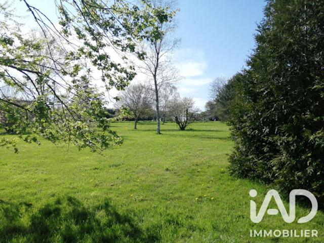 Vente Terrain 1623 m2 Cast
