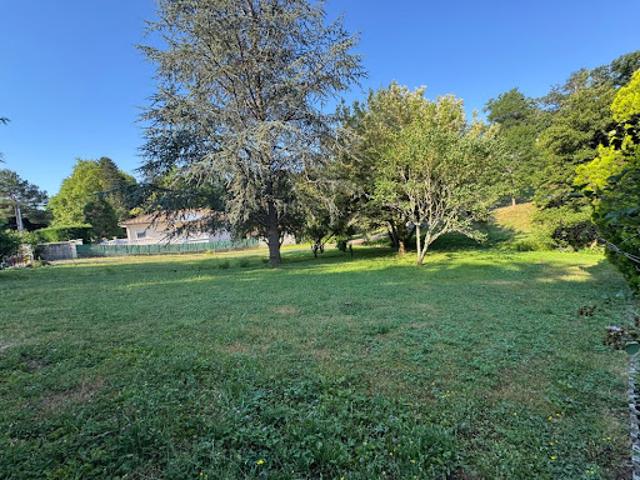 Vente Terrain 1664 m2 Ecully