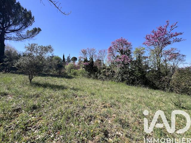 Vente Terrain 1670 m2 Apt