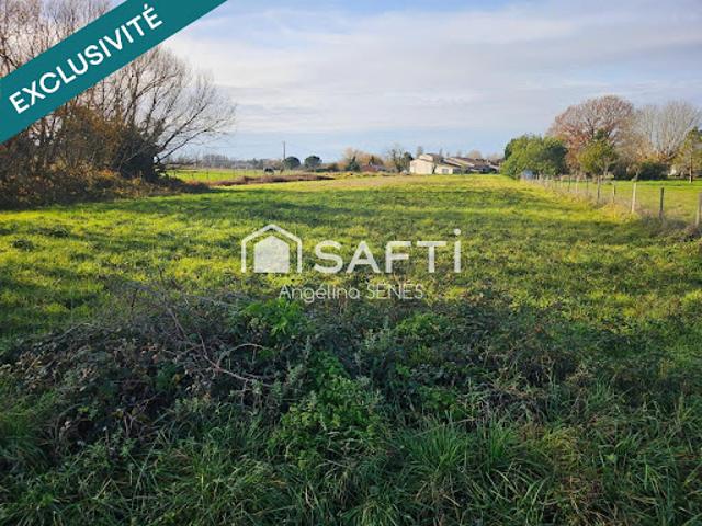 Vente Terrain constructible 1740 m2 Anglade