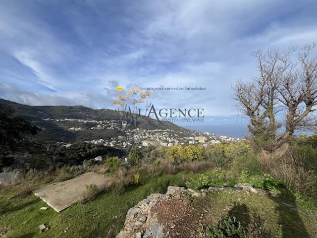 Vente Terrain 1767 m2 Bastia