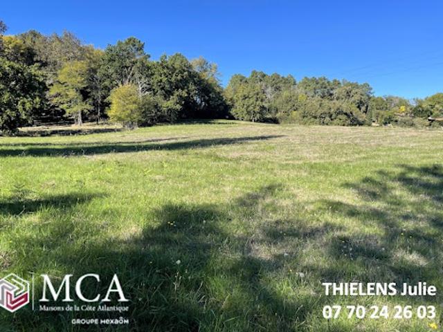 Vente Terrain 1778 m2 Villamblard