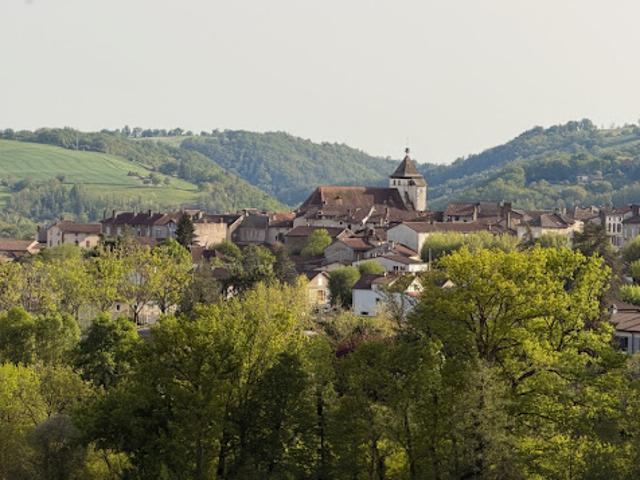 Vente Terrain 1783 m2 Saint Etienne de Maurs