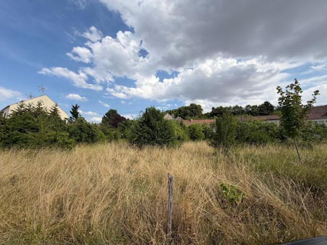 Vente Terrain 1835 m2 Nesles la Montagne