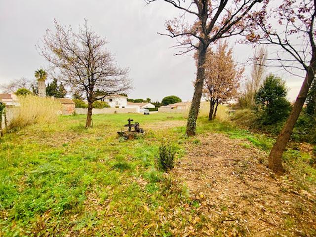 Vente Terrain 1844 m2 Thuir