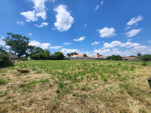 Vente Terrain 1869 m2 Thorigny