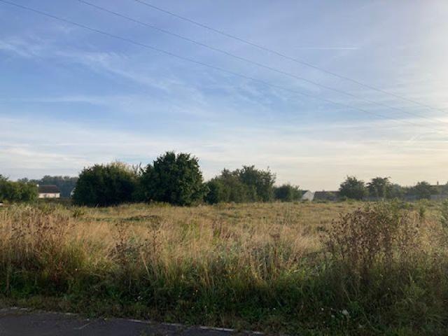 Vente Terrain 1895 m2 Crepy
