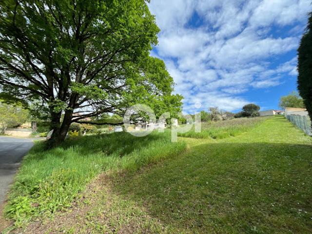 Vente Terrain 1900 m2 Ussac