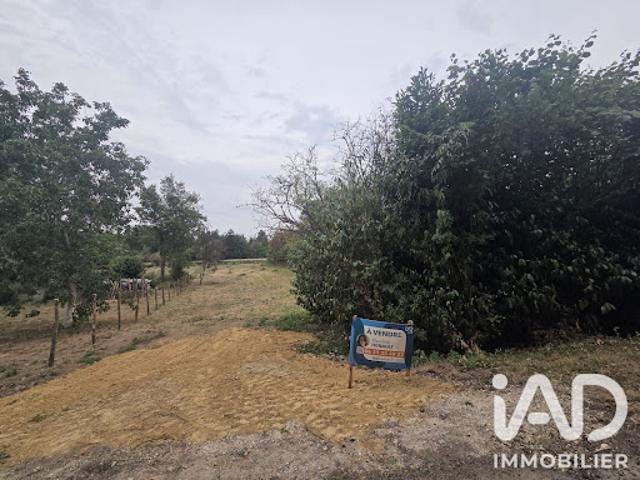 Vente Terrain 1900 m2 Yevres