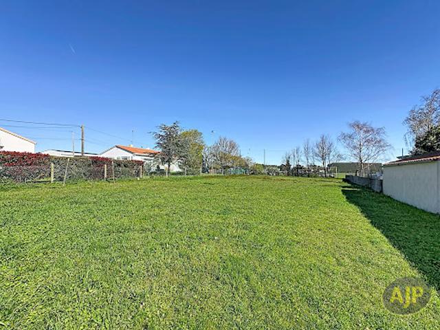 Vente Terrain 1000 m2 Soullans