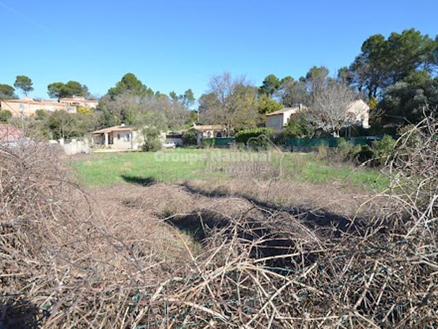 Vente Terrain 1006 m2 Flassans sur Issole