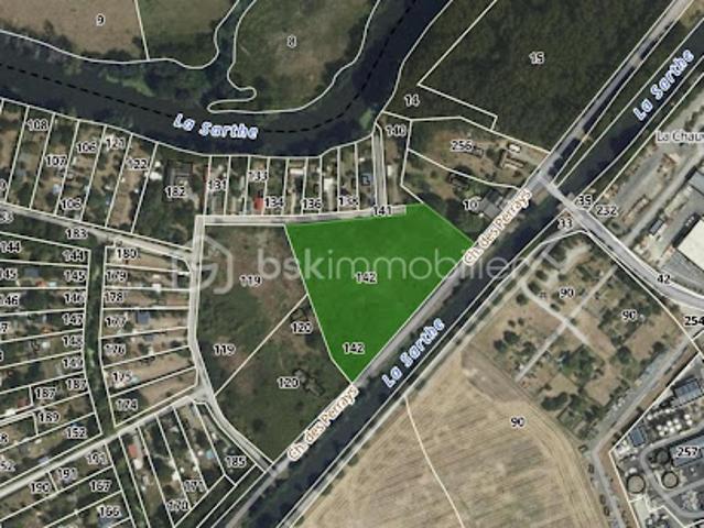 Vente Terrain 10138 m2 Le Mans
