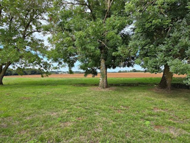 Vente Terrain constructible 1025 m2 Saint Georges des Coteaux