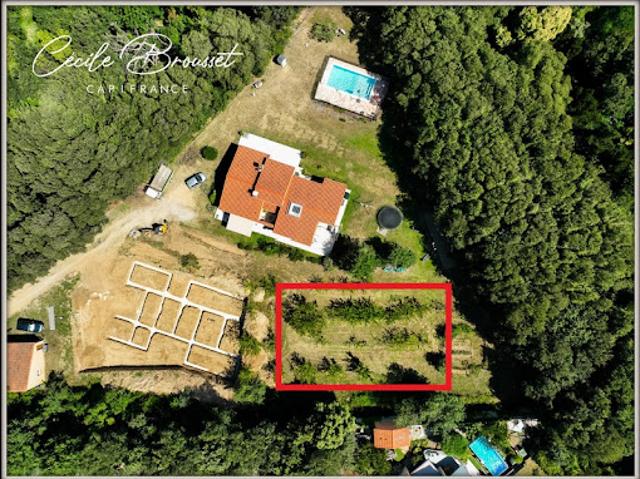 Vente Terrain 1027 m2 Ceret