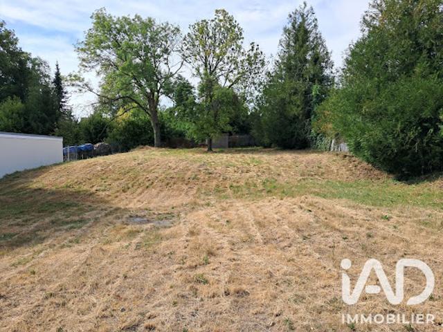 Vente Terrain 1036 m2 Isse