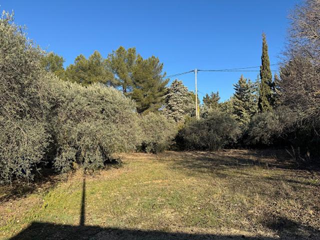 Vente Terrain 1060 m2 Ventabren