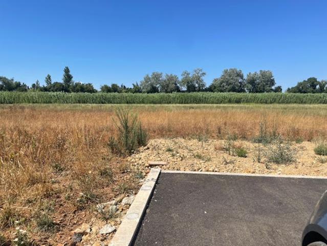 Vente Terrain 1070 m2 Saint Martin de Crau