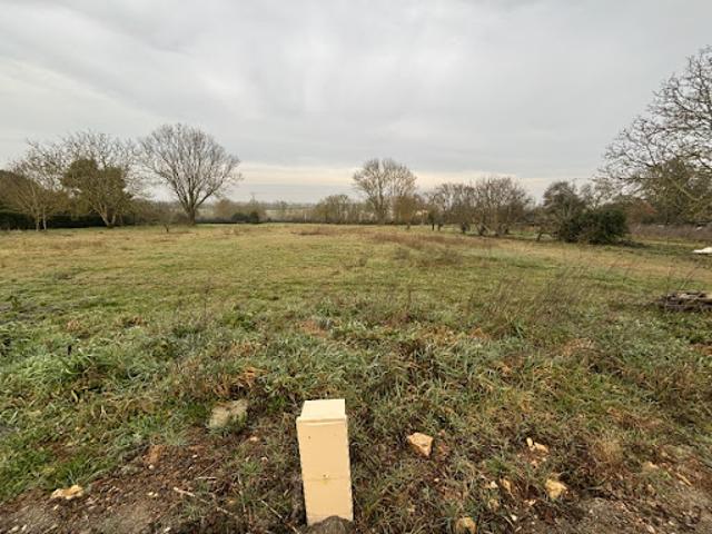 Vente Terrain 1098 m2 La Bretonnière la Claye