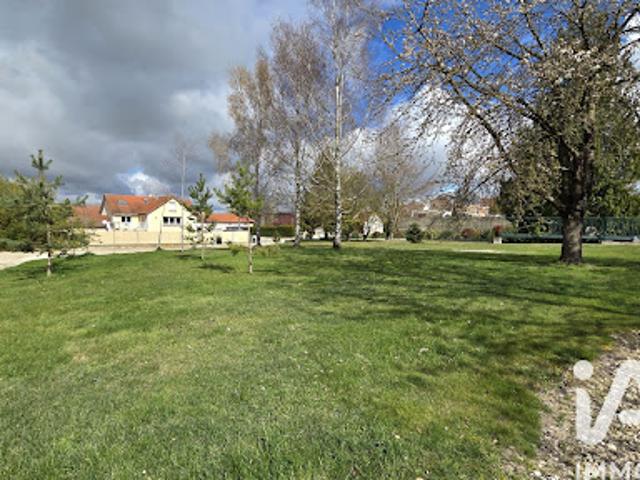 Vente Terrain 1113 m2 Saint Etienne au Temple