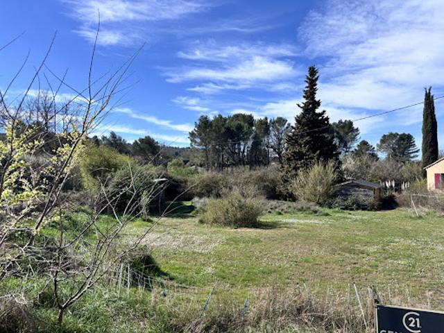 Vente Terrain 1142 m2 Trets