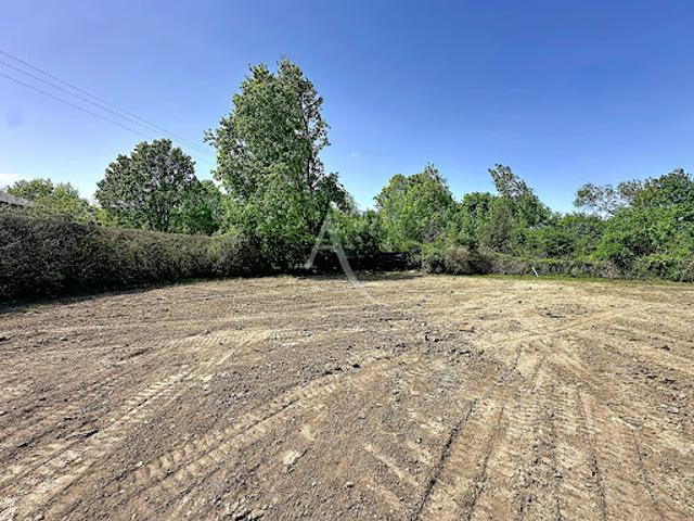 Vente Terrain 1160 m2 Les Garennes sur Loire