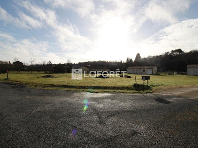 Vente Terrain 1177 m2 Condat sur Trincou
