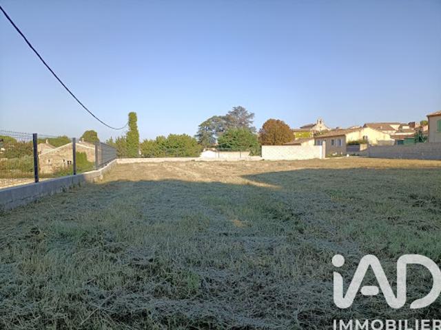 Vente Terrain 1204 m2 Saint Julien de Peyrolas