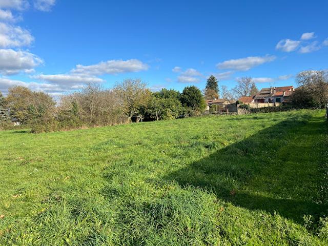 Vente Terrain 1278 m2 Cognac la Forêt