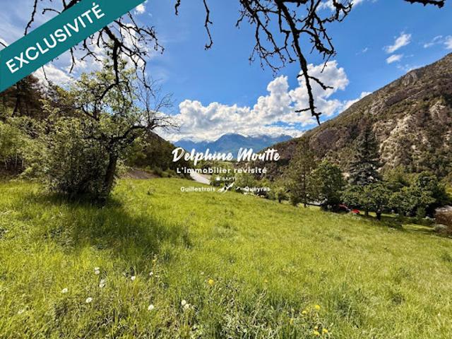 Vente Terrain constructible 1296 m2 Guillestre