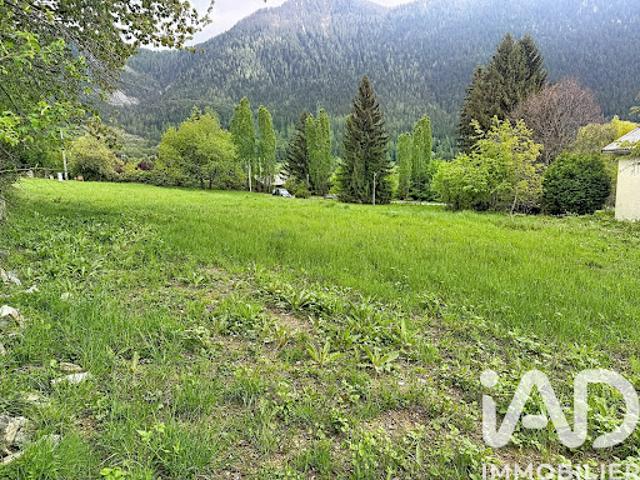Vente Terrain 1327 m2 Valdeblore
