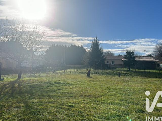 Vente Terrain 2437 m2 Saubrigues