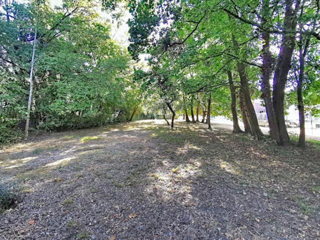 Vente Terrain 2584 m2 Varennes Jarcy