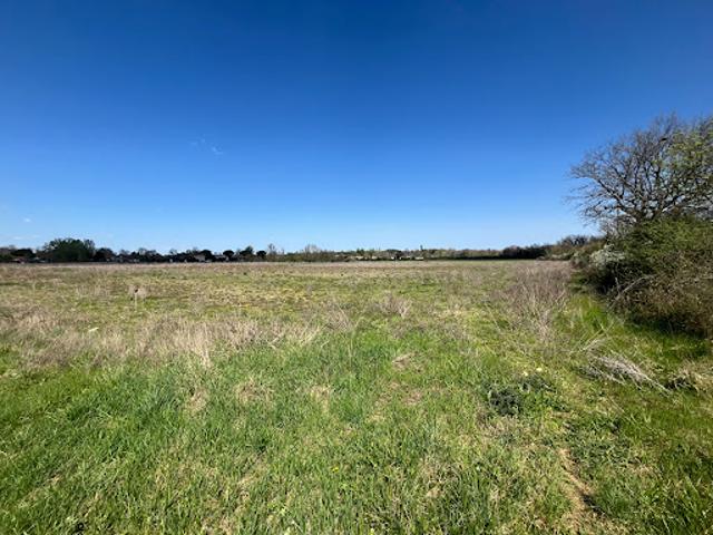 Vente Terrain 25904 m2 Caussade