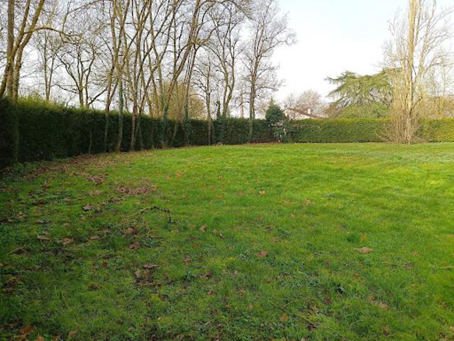 Vente Terrain 2639 m2 Saint Lieux lès Lavaur