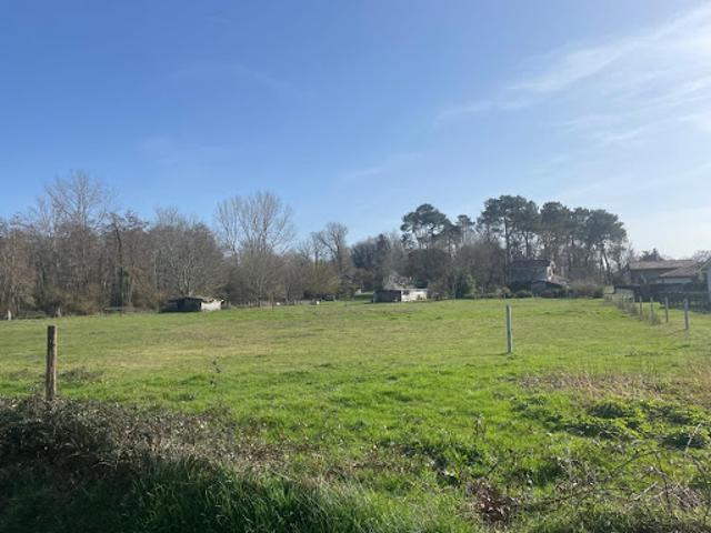 Vente Terrain 2000 m2 Saint Julien en Born
