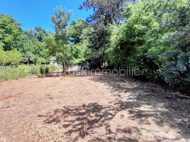 Vente Terrain 2022 m2 Champagne sur Seine